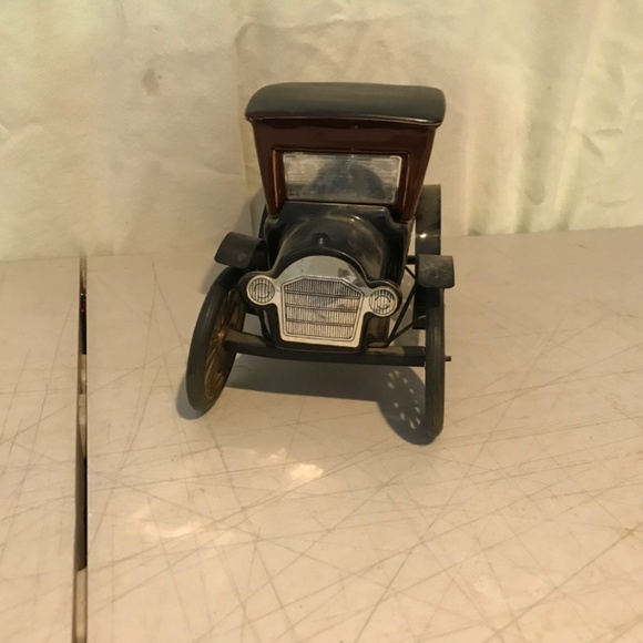 JIM BEAM 75th ANNIVERSARY WHISKEY DECANTER - Picture 2 of 4